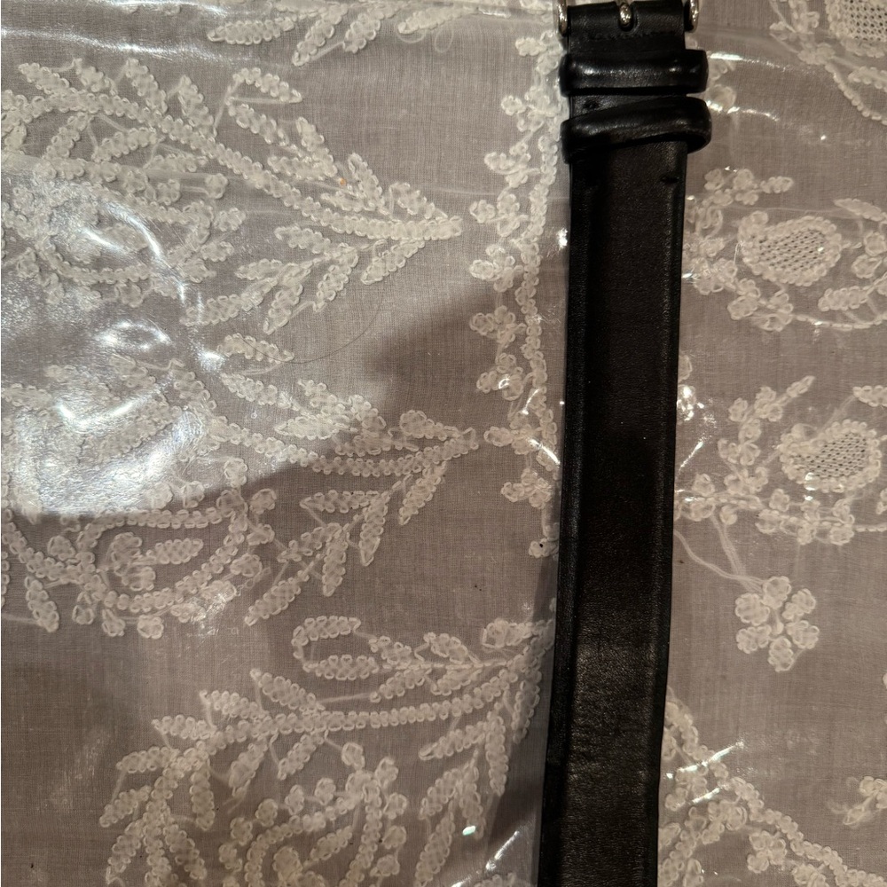 ❤️ Sleek Black Leather Belt with Brass buckle. Made in Italy